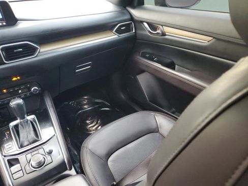 Used 2019 MAZDA CX-5 Signature image 12