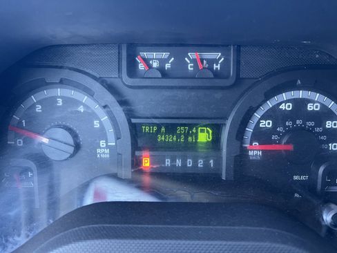 Used 2014 Ford E-350 and Econoline 350 Super Duty w/ Power Group image 16