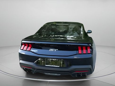 Used 2025 Ford Mustang GT RWD image 26
