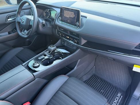 New 2026 Nissan Rogue SV AWD/4WD image 11