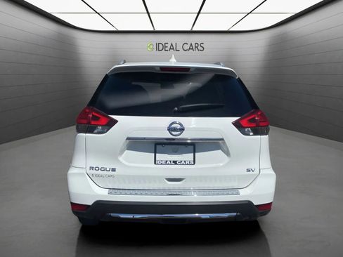 Used 2017 Nissan Rogue SV w/ SV Premium Package FWD image 7