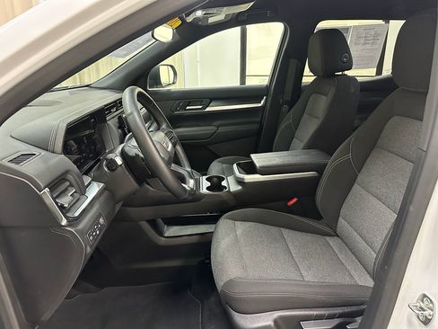 Certified 2025 GMC Terrain Elevation image 27