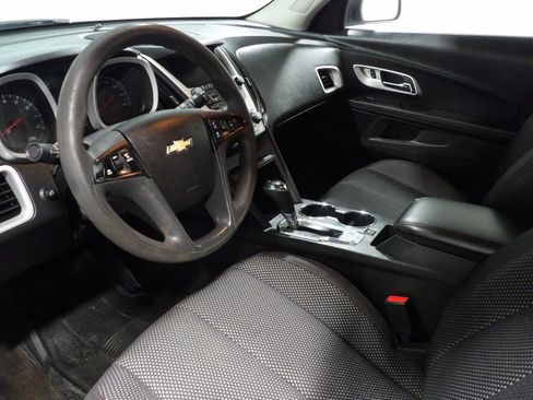 Used 2016 Chevrolet Equinox LS AWD/4WD image 9