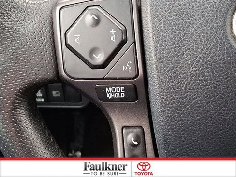 Certified 2019 Toyota Tacoma TRD Off-Road image 20