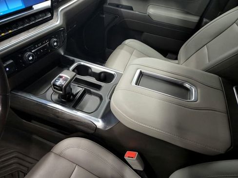 Used 2022 Chevrolet Silverado 1500 LTZ w/ LTZ Convenience Package II image 21