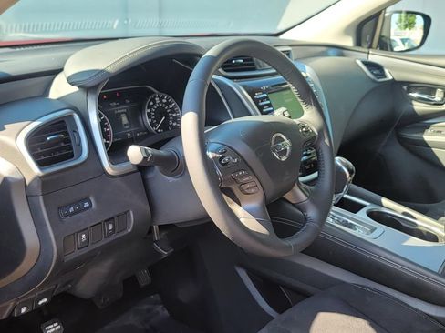 Used 2021 Nissan Murano SV AWD/4WD image 10