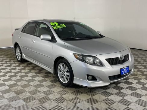 Used 2009 Toyota Corolla XLE FWD image 25