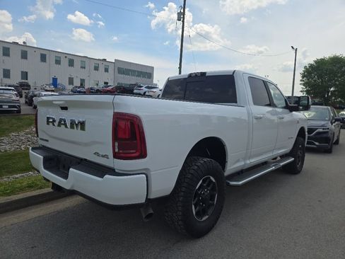 Used 2025 RAM 2500 Laramie AWD/4WD image 3