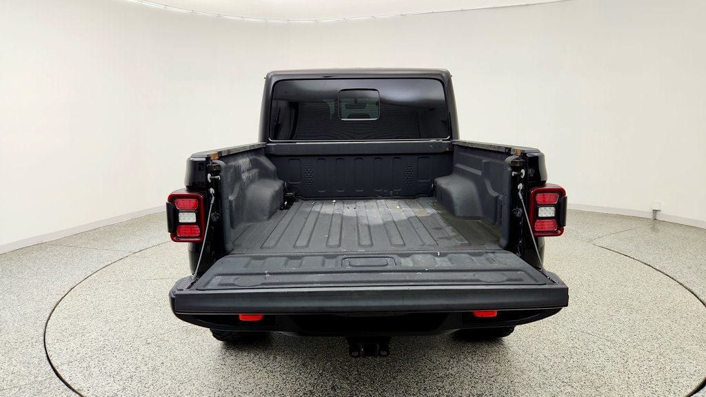 Used 2022 Jeep Gladiator Mojave w/ LED Lighting Group AWD/4WD image 22
