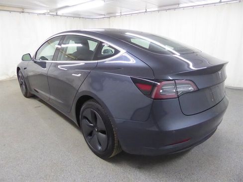 Used 2018 Tesla Model 3 Long Range image 5