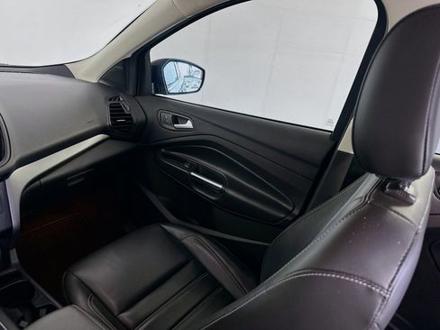 Used 2019 Ford Escape SEL FWD image 22