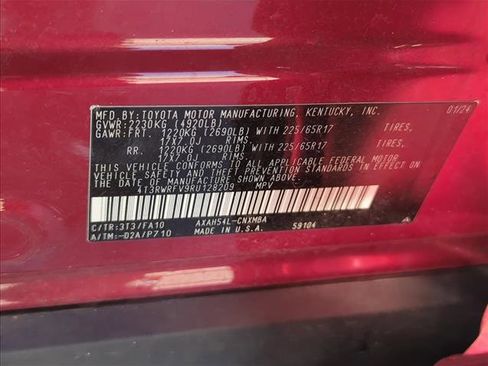 Used 2024 Toyota RAV4 XLE w/ Convenience Package image 28