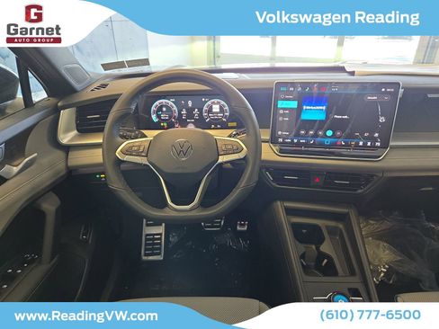New 2026 Volkswagen Tiguan SE R-Line image 13