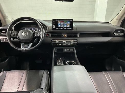 Used 2024 Honda Pilot Elite image 6