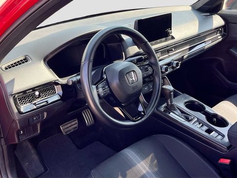 Used 2025 Honda Civic Sport image 9