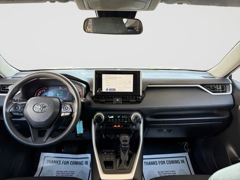 Used 2024 Toyota RAV4 LE AWD/4WD image 22
