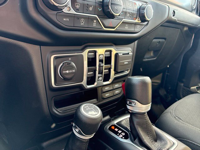 Used 2023 Jeep Gladiator Sport AWD/4WD image 31