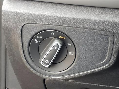 Used 2022 Volkswagen Atlas SE image 20