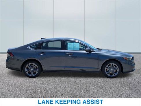 Certified 2023 Honda Accord EX image 6