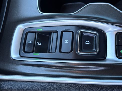Certified 2022 Honda Accord Touring image 32
