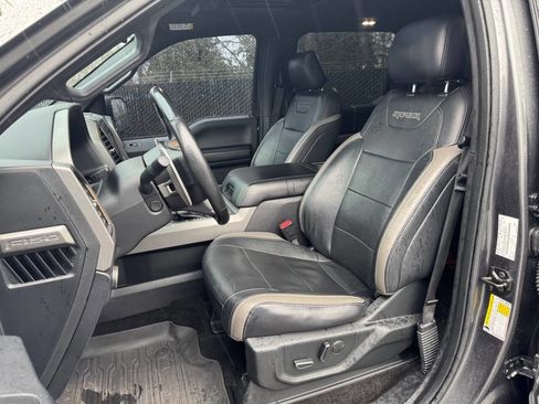 Used 2017 Ford F150 Raptor w/ Equipment Group 802A Luxury image 15