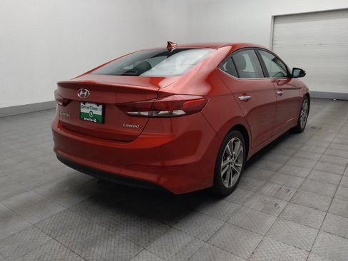 Used 2017 Hyundai Elantra Limited w/ Limited Tech Package 08 FWD image 9