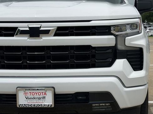 Used 2022 Chevrolet Silverado 1500 RST AWD/4WD image 9