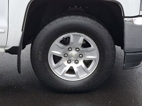 Used 2018 Chevrolet Silverado 1500 LT w/ All Star Edition image 8