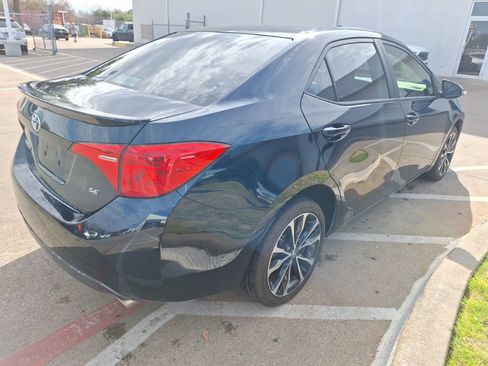 Used 2017 Toyota Corolla SE image 6