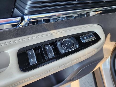 Used 2021 Lincoln Corsair AWD image 30