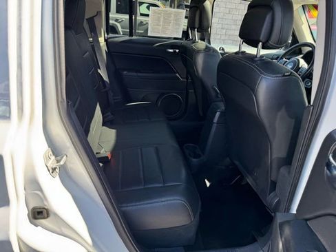 Used 2017 Jeep Patriot High Altitude image 27