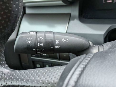 Used 2024 Toyota Tacoma SR5 AWD/4WD image 36