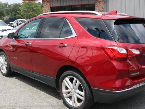 Used 2021 Chevrolet Equinox Premier FWD image 5
