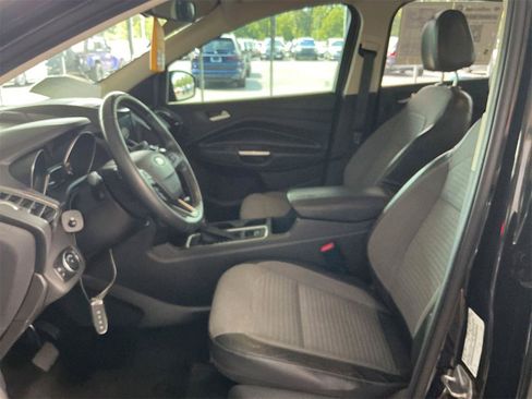 Used 2017 Ford Escape Titanium FWD image 11
