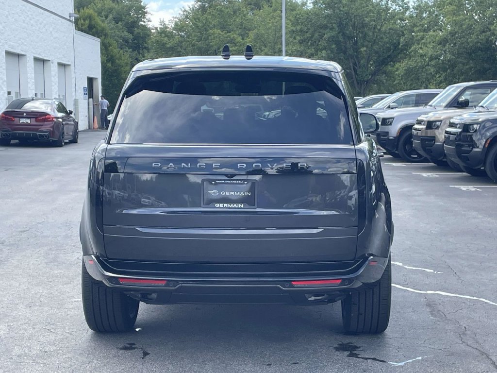 New 2026 Land Rover Range Rover SE AWD/4WD image 8