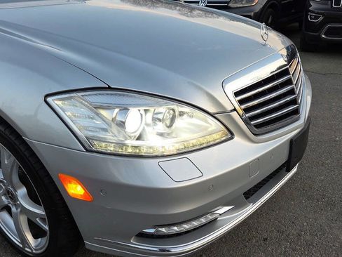 Used 2013 Mercedes-Benz S 550 4MATIC image 22