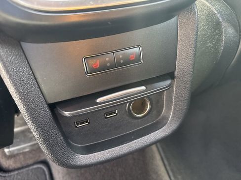 Used 2019 Lincoln Nautilus Reserve image 18