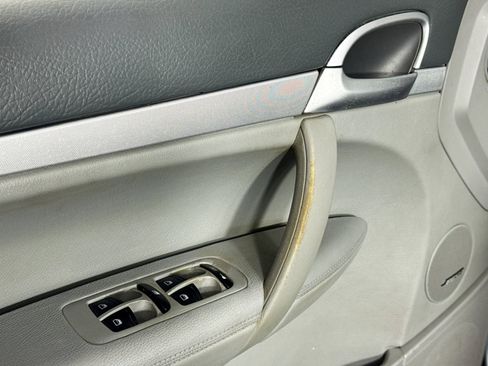 Used 2006 Porsche Cayenne image 17