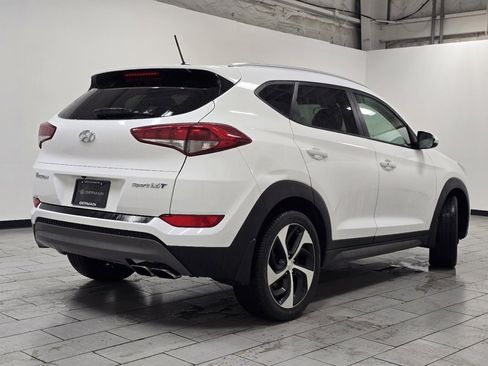 Used 2016 Hyundai Tucson Sport image 15