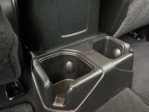 Used 2024 Jeep Wrangler Sport S image 46