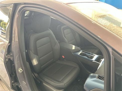 New 2026 Chevrolet Equinox EV LT image 28