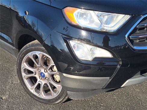 Used 2020 Ford EcoSport Titanium image 3