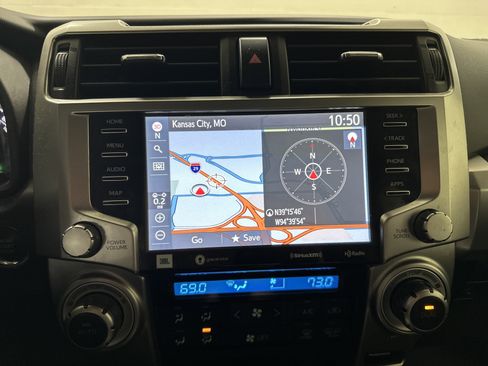 Used 2021 Toyota 4Runner Limited image 24