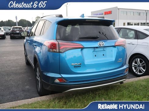 Used 2016 Toyota RAV4 XLE AWD/4WD image 16