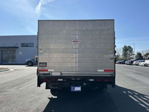 Used 2018 RAM 5500 Tradesman w/ Chrome Appearance Group image 22