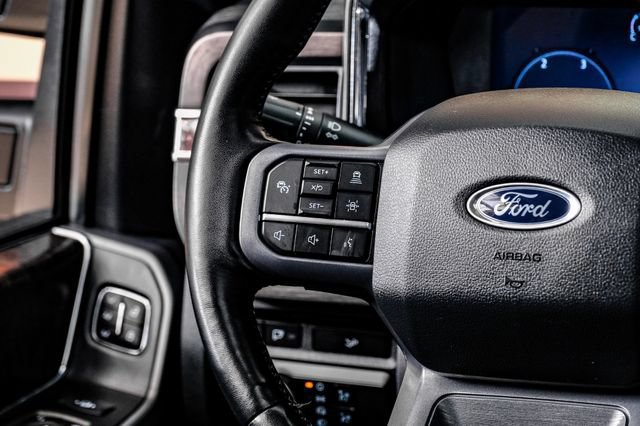 Used 2023 Ford F250 Lariat w/ Lariat Ultimate Package AWD/4WD image 18
