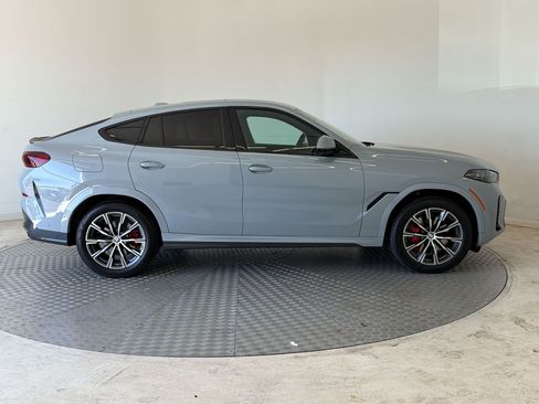 Certified 2025 BMW X6 xDrive40i w/ Premium Package AWD/4WD image 8