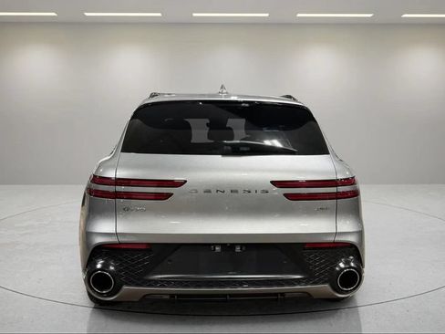 Used 2024 Genesis GV70 2.5T w/ Sport Prestige Package AWD/4WD image 4