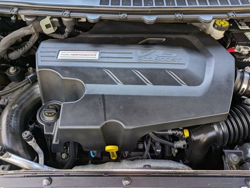 Used 2019 Ford Edge ST w/ Convenience Package image 23