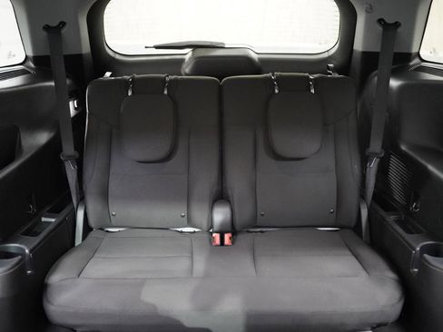 Used 2021 Ford Explorer XLT image 37